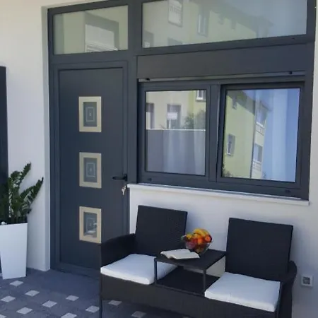 Grey House Appartamento *