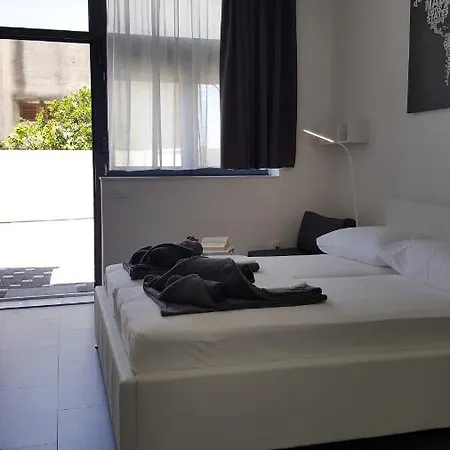Grey House * Makarska