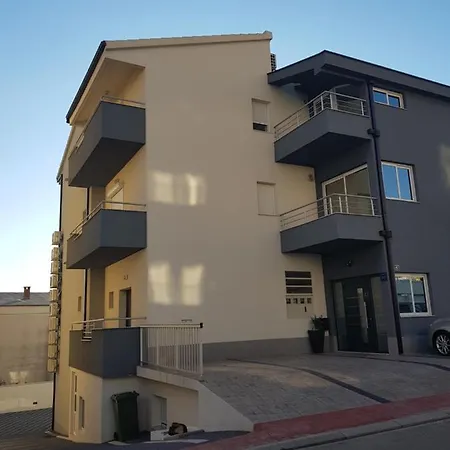 Grey House Apartment Makarska