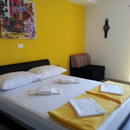 Apartment Grey House Makarska