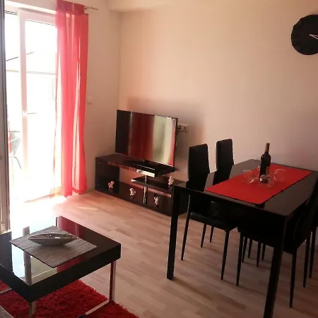 Grey House Apartment Makarska