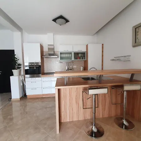Apartment Grey House Makarska